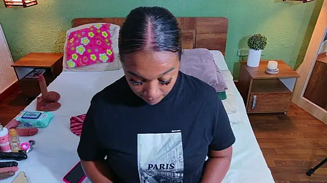 Snapshot of dannaahbrown chatting on 9, 6, 2026 dannaahbrown online show from 9, 6, 2026