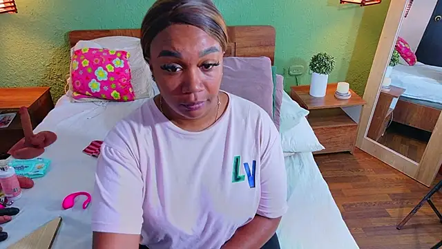 Snapshot of dannaahbrown chatting on 27, 5, 2026 dannaahbrown online show from 27, 5, 2026