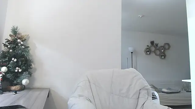 MIYESSI online show from 5, 2, 2026