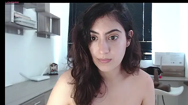 Snapshot of MIYESSI chatting on 18, 3, 2025 MIYESSI online show from 18, 3, 2025