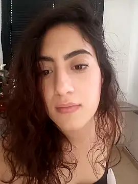 Snapshot of MIYESSI chatting on 17, 1, 2025 MIYESSI online show from 17, 1, 2025
