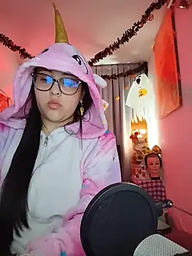 Snapshot of persefone_core chatting on 30, 10, 2025 persefone core online show from 30, 10, 2025