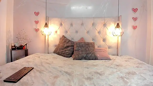 SakuraLee  online show from 16, 4, 2026