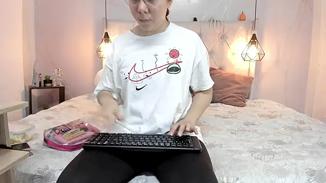 SakuraLee  online show from 15, 10, 2025