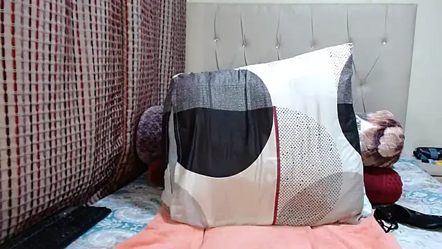 Snapshot of CHOCOLATEDARKBUSTYX chatting on 14, 11, 2025 CHOCOLATEDARKBUSTYX online show from 14, 11, 2025