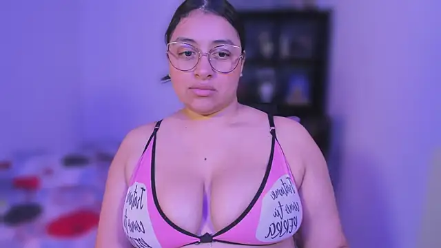 Snapshot of Soysofiarodrigu chatting on 9, 3, 2025 Soysofiarodrigu online show from 9, 3, 2025
