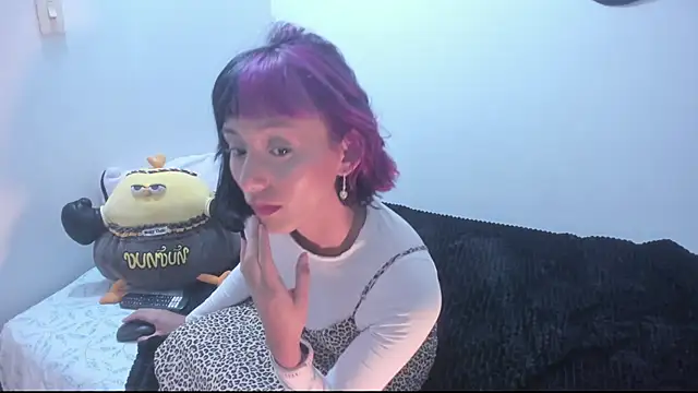 tati cardenas online show from 18, 2, 2025