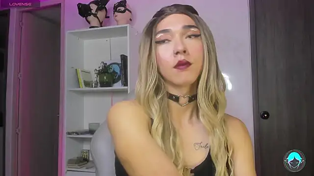sofi elfqueen online show from 16, 2, 2025