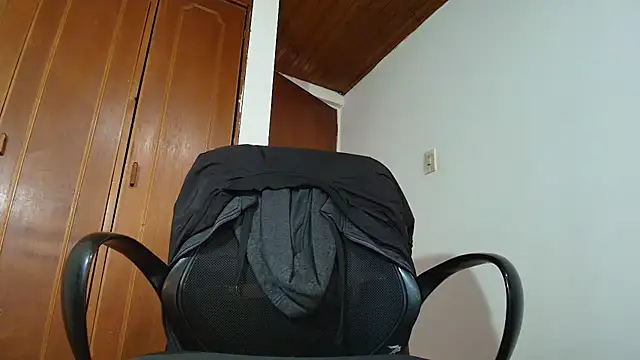 sam her online show from 20, 4, 2026