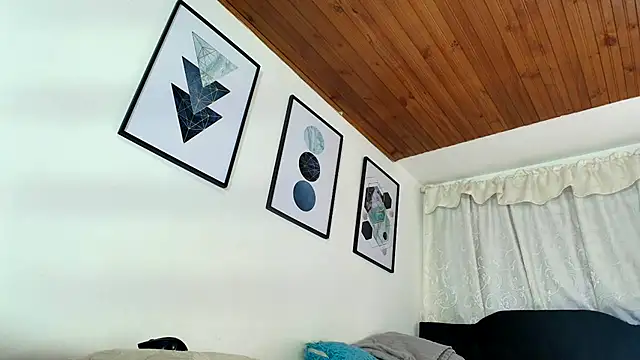 sam her online show from 8, 10, 2025