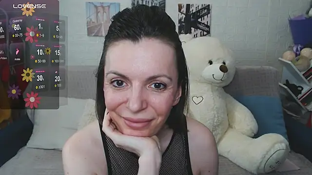 kiramarta online show from 2, 11, 2025