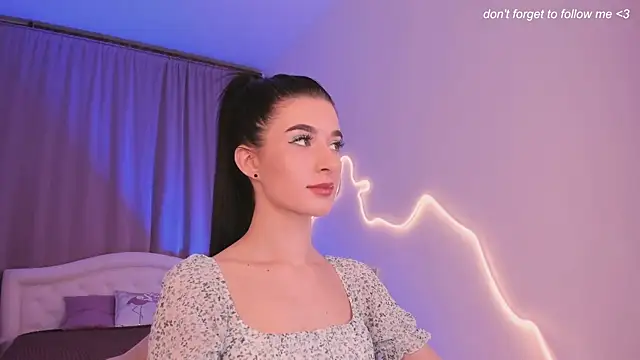 LauraCoy online show from 2, 6, 2026