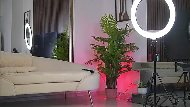 Abbela White online show from 5, 7, 2026