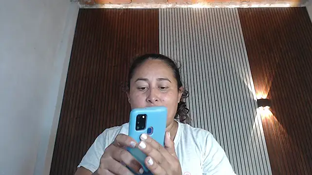 NadiaWhite online show from 28, 5, 2026