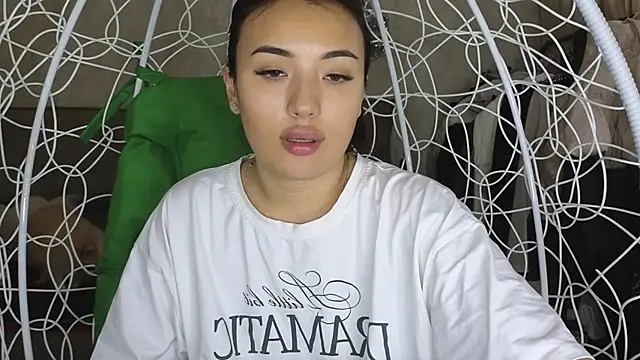 Snapshot of lily__foster chatting on 15, 10, 2025 lily foster online show from 15, 10, 2025