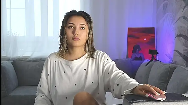lily  foster online show from 13, 2, 2025