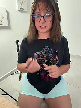 Snapshot of Megan_lu2 chatting on 18, 5, 2026 Megan lu2 online show from 18, 5, 2026