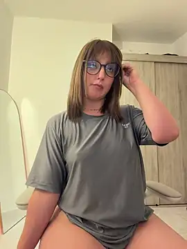 Snapshot of Megan_lu2 chatting on 23, 5, 2026 Megan lu2 online show from 23, 5, 2026