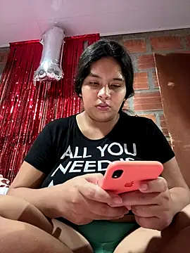 moncerrat luna online show from 24, 11, 2025