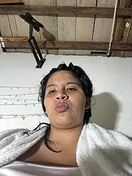 moncerrat luna online show from 11, 3, 2026