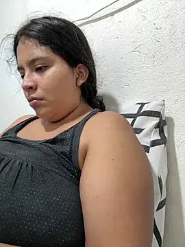 moncerrat luna online show from 12, 5, 2026