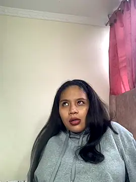 moncerrat luna online show from 11, 10, 2025