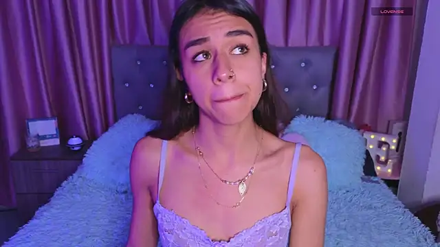 Emiily Scott1 online show from 5, 12, 2025