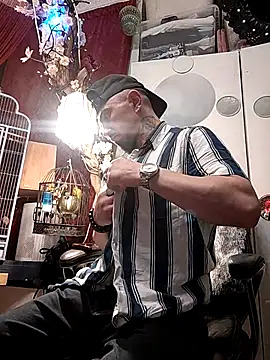 erbod Johnny online show from 6, 11, 2025