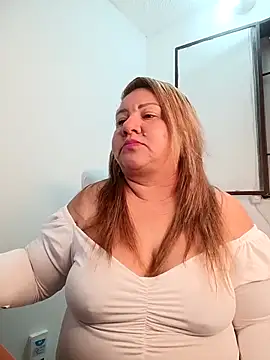 HORNY MATURE25 online show from 19, 3, 2026