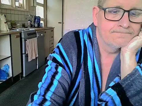 daddyflash online show from 6, 3, 2026