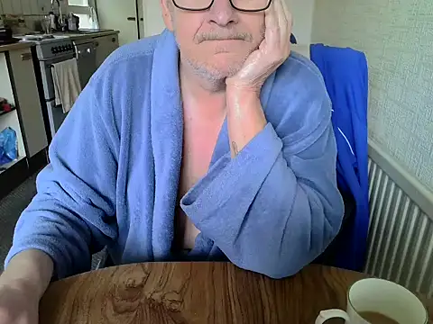 daddyflash online show from 8, 3, 2026