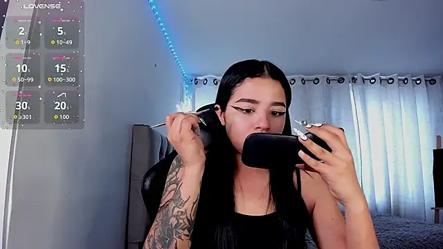 aliice walker  online show from 18, 11, 2025