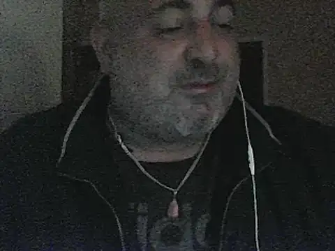 Snapshot of Paolino_8316 chatting on 8, 10, 2025 Paolino 8316 online show from 8, 10, 2025