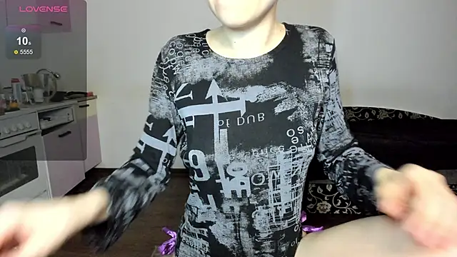 KitsuneRem online show from 23, 9, 2025