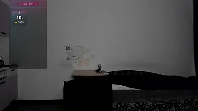 KitsuneRem online show from 12, 9, 2025