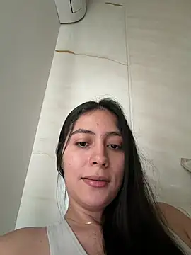 Sophie  Foxxx online show from 18, 4, 2026