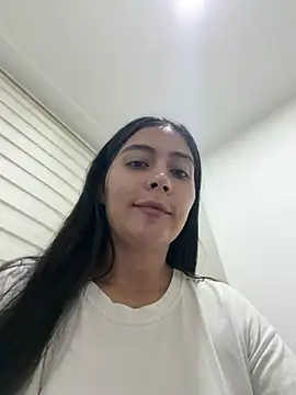 Sophie  Foxxx online show from 4, 6, 2026