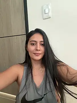 Sophie  Foxxx online show from 19, 4, 2026