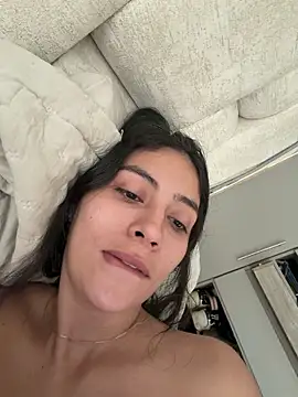 Sophie  Foxxx online show from 20, 12, 2025