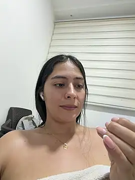 Sophie  Foxxx online show from 29, 5, 2026