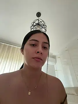 Sophie  Foxxx online show from 16, 7, 2026
