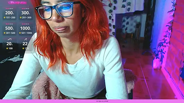 Roxanbunny1 online show from 17, 1, 2025