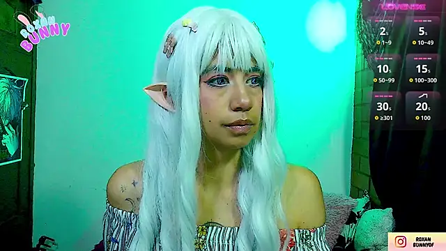 Snapshot of Roxanbunny1 chatting on 25, 11, 2025 Roxanbunny1 online show from 25, 11, 2025