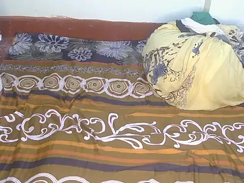 Pretty hazel online show from 27, 3, 2026