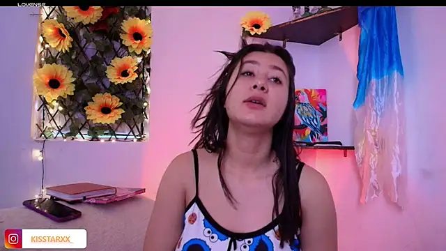 kisstarxxx online show from 6, 3, 2026