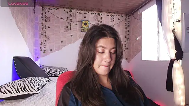 kisstarxxx online show from 4, 11, 2025