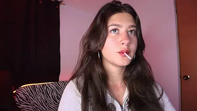 kisstarxxx online show from 17, 12, 2025