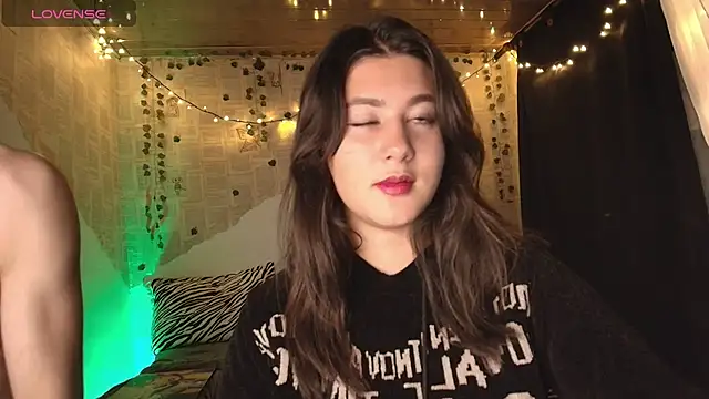 kisstarxxx online show from 18, 10, 2025