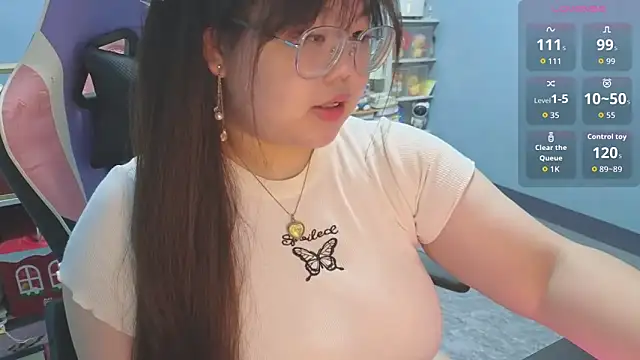 ANNELIESE  online show from 20, 9, 2025