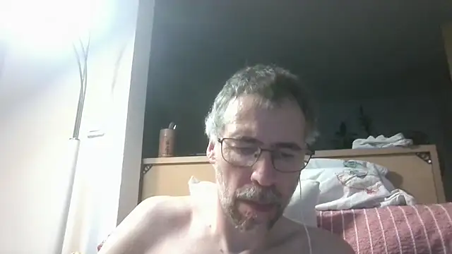 Snapshot of ptitcanard60600 chatting on 14, 7, 2026 ptitcanard60600 online show from 14, 7, 2026